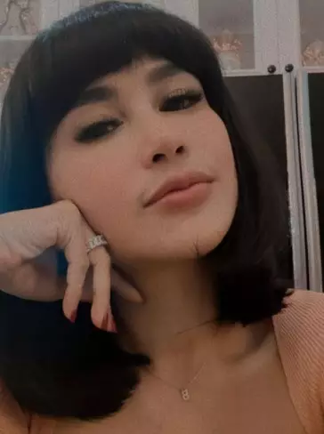 Potret transformasi Bebizie jadi Vanessa Angel © 2021 Instagram Potret transformasi Bebizie jadi Vanessa Angel © 2021 Instagram