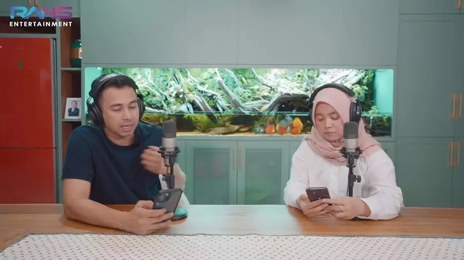 raffi transfer 100 juta ke lala © 2021 berbagai sumber