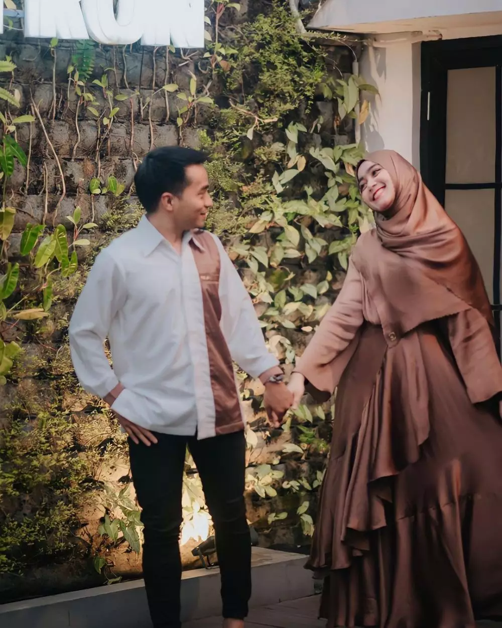 kisah seleb bertemu pasangan lewat instagram © instagram kisah seleb bertemu pasangan lewat instagram © instagram