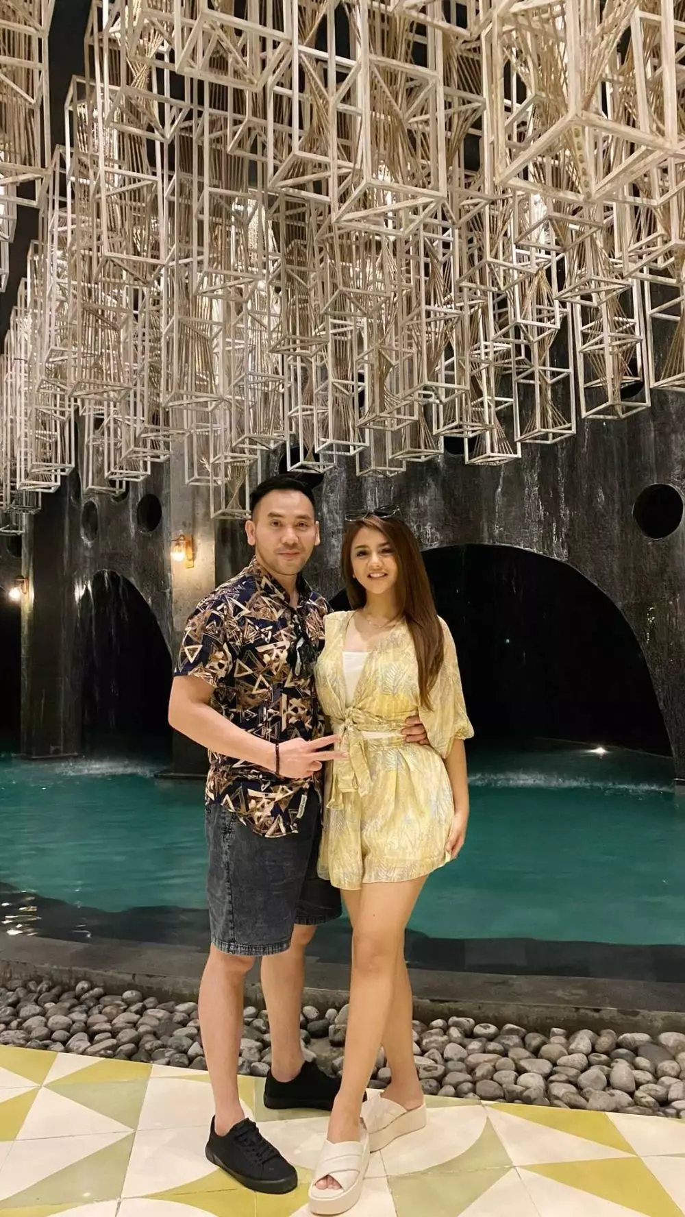 kisah seleb bertemu pasangan lewat instagram © instagram kisah seleb bertemu pasangan lewat instagram © instagram