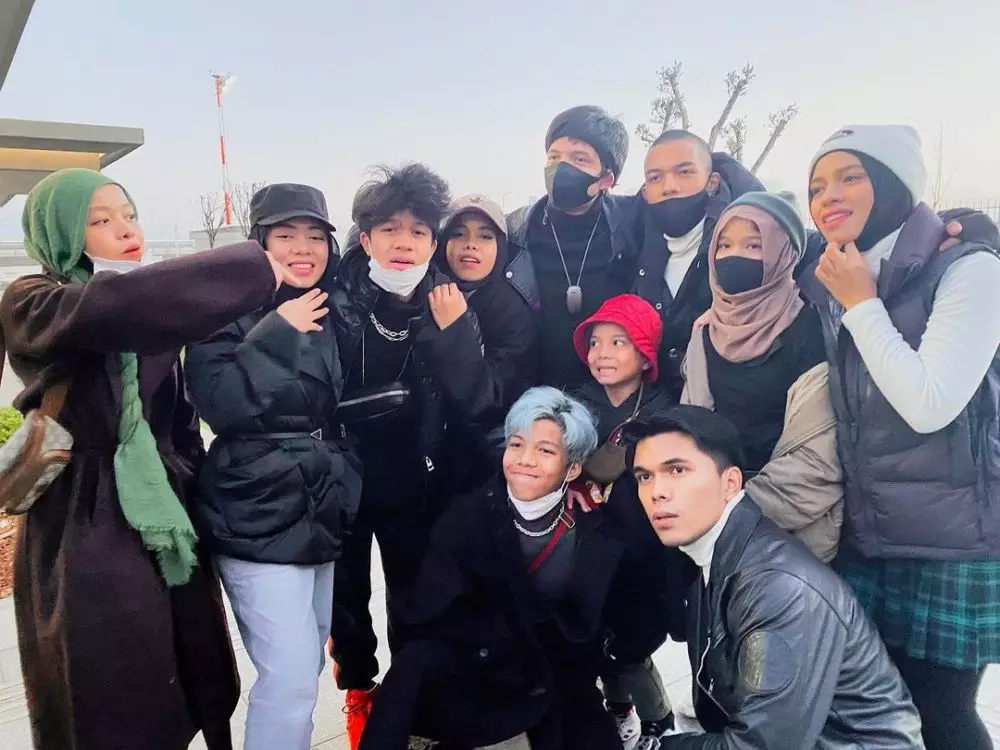 Pertemuan Atta Halilintar dan keluarga © Instagram Pertemuan Atta Halilintar dan keluarga © Instagram