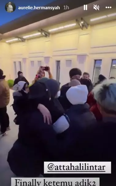 Pertemuan Atta Halilintar dan keluarga © Instagram Pertemuan Atta Halilintar dan keluarga © Instagram