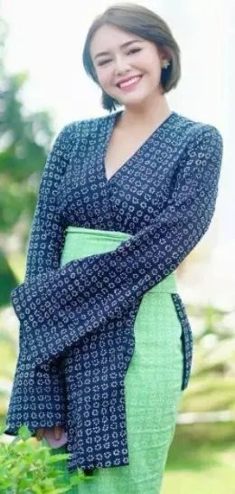 Outfit Amanda Manopo jadi bumil © berbagai sumber Outfit Amanda Manopo jadi bumil © berbagai sumber