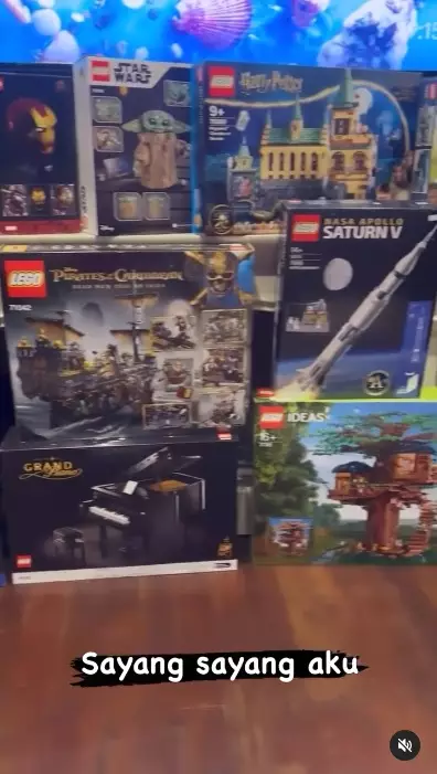 koleksi lego amanda © 2021 berbagai sumber