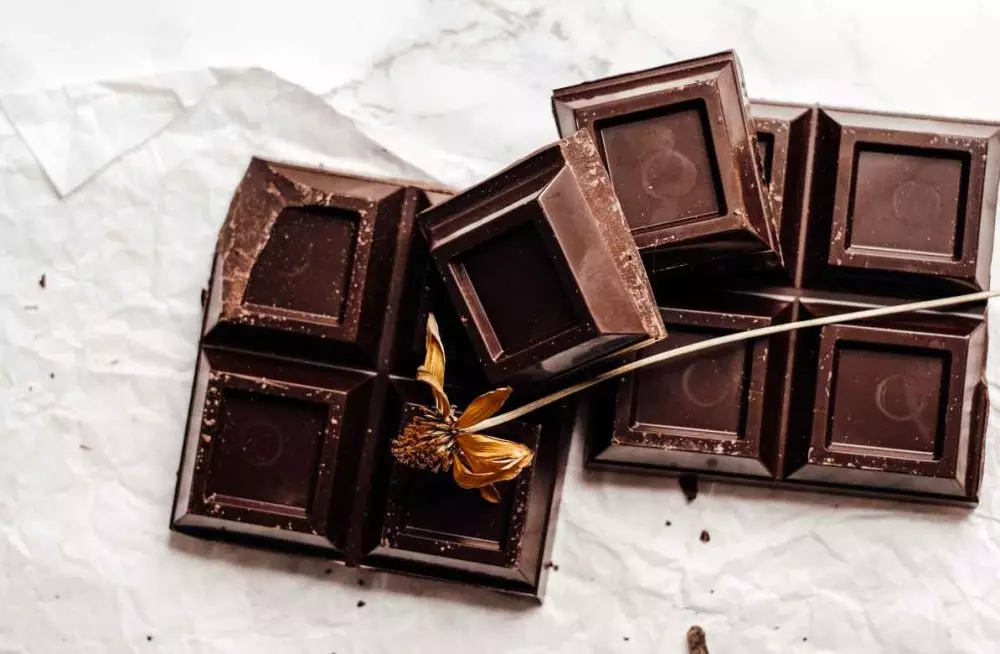 Arti mimpi makan © 2021 brilio.net Arti mimpi makan © 2021 brilio.net