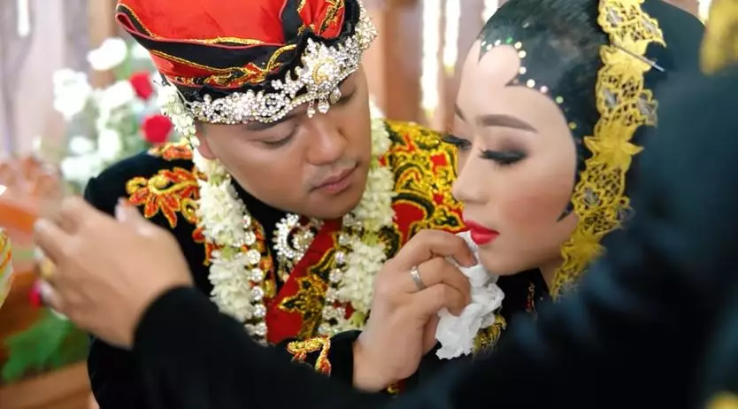 istri Danang DA pingsan © 2021 brilio.net