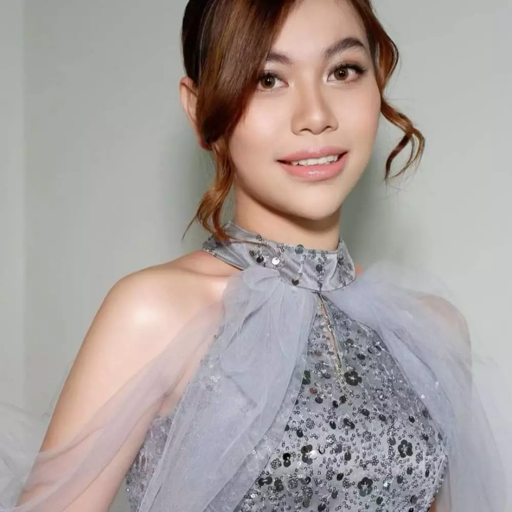 Gaya seleb di pernikahan Joshua Suherman © 2021 brilio.net Gaya seleb di pernikahan Joshua Suherman © 2021 brilio.net