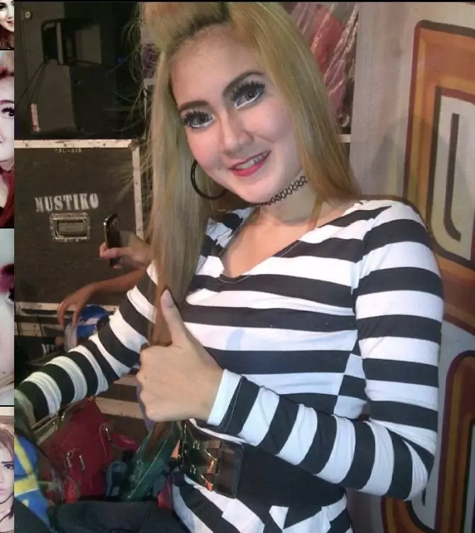 Potret Nella Kharisma saat di panggung keliling Berbagai sumber  Potret Nella Kharisma saat di panggung keliling Berbagai sumber