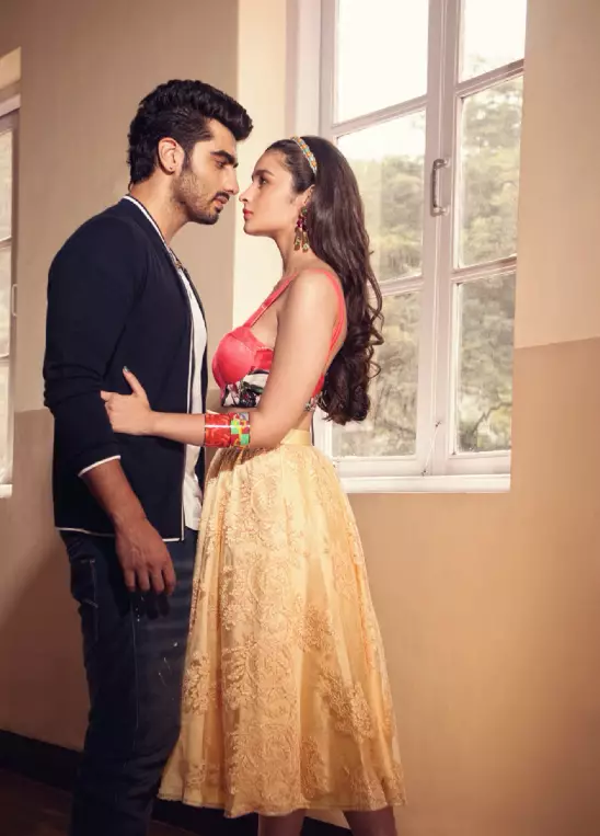  Potret Alia Bhatt dengan lawan mainnya di film Berbagai sumber 