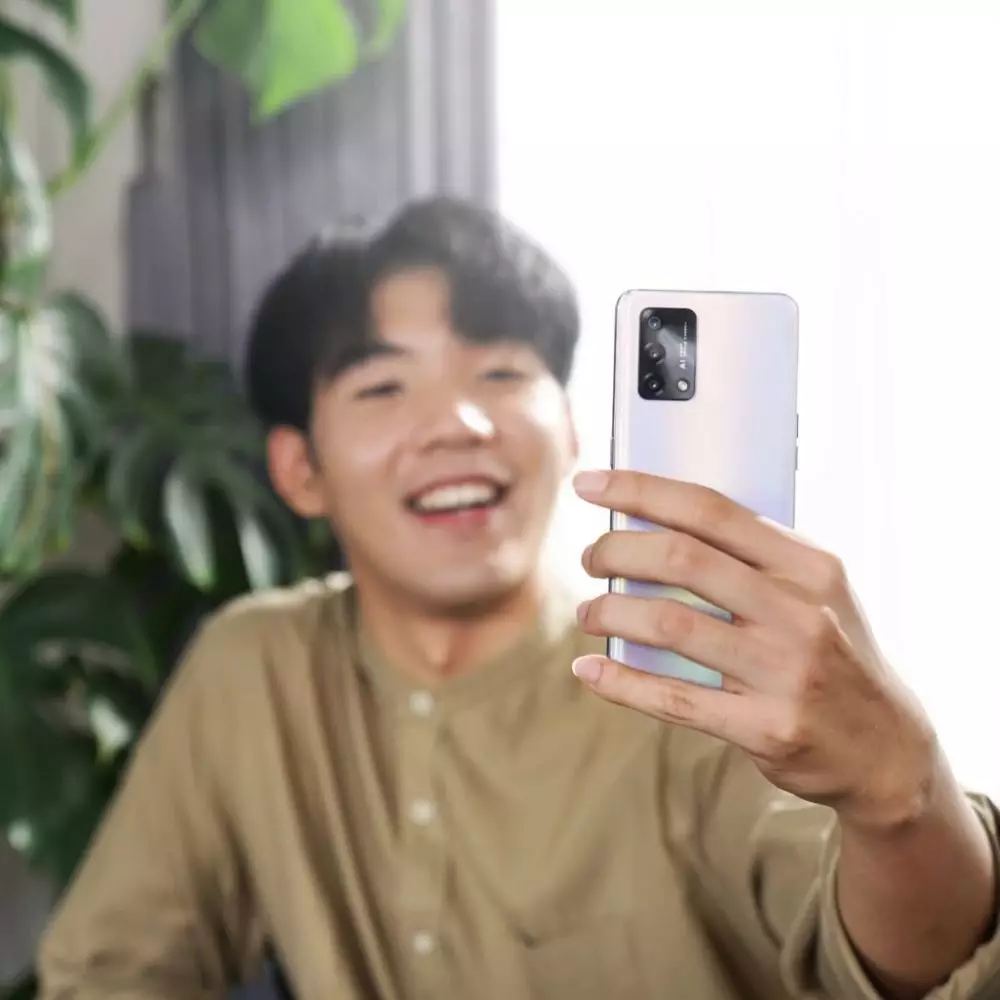 Travel hack berlibur sendirian © 2021 berbagai sumber