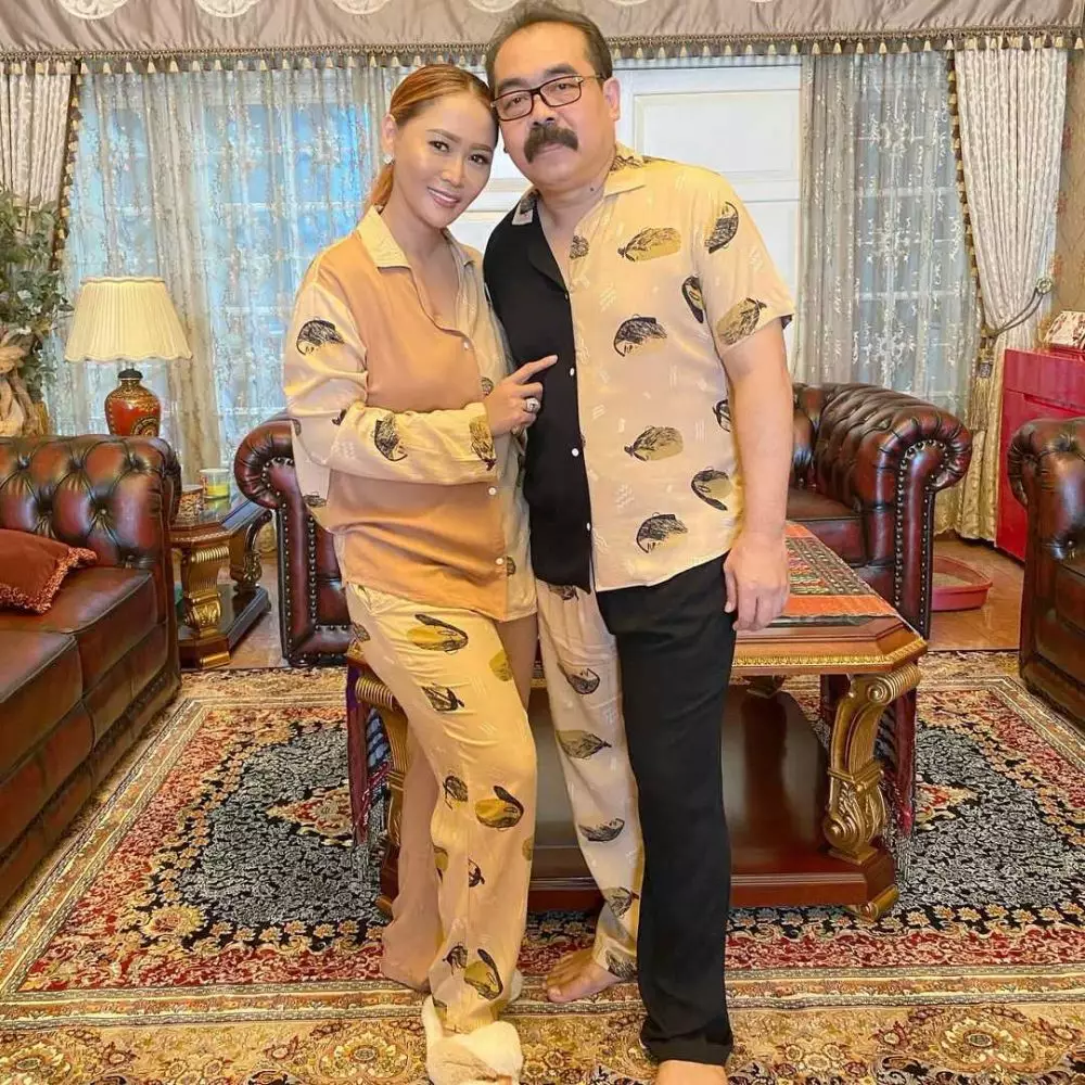 seleb menikah lebih dari 25 tahun © Instagram