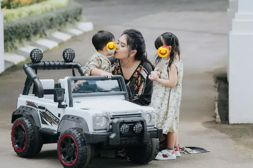 Momen pemotretan terbaru Kahiyang Ayu © Instagram Momen pemotretan terbaru Kahiyang Ayu © Instagram