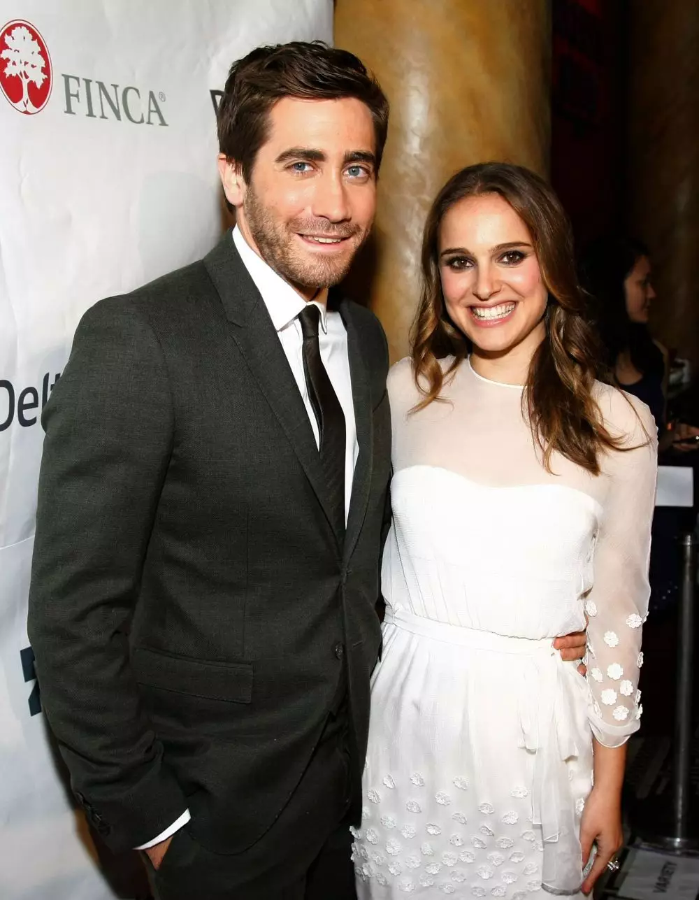 Pemeran superhero Marvel ini cinlok dengan lawan mainnya Berbagai sumber