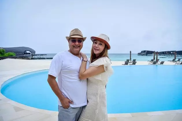 momen mesra Maia Estianty dan Irwan Mussry © Instagram