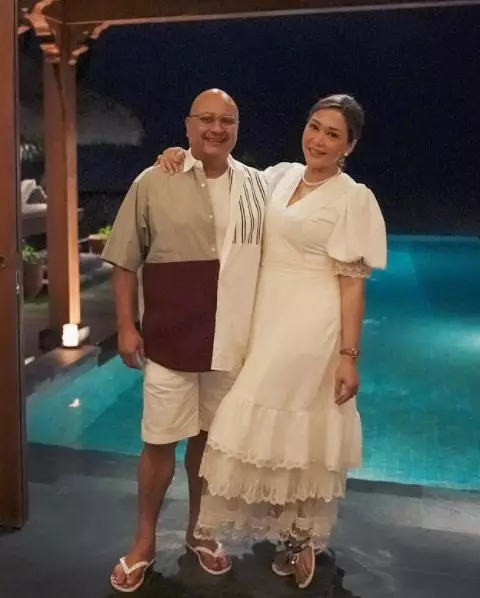 momen mesra Maia Estianty dan Irwan Mussry © Instagram