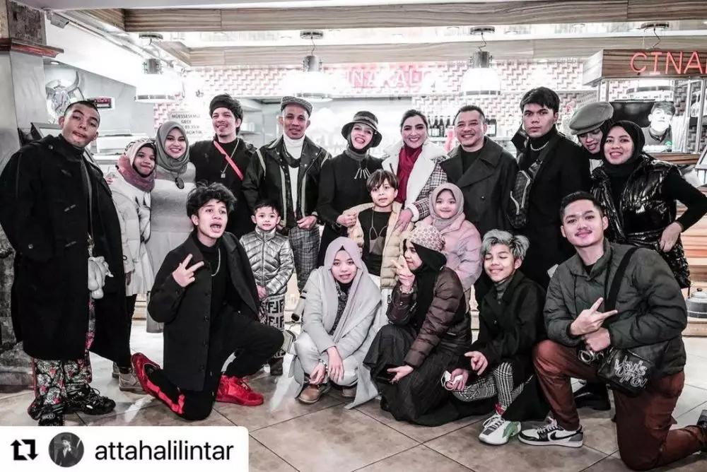 Momen Anang dan Ashanty ketemu besan © berbagai sumber