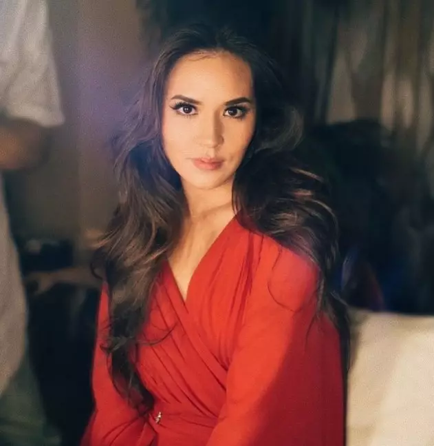 penyanyi beri bantuan korban bencana alam © berbagai sumber penyanyi beri bantuan korban bencana alam © berbagai sumber