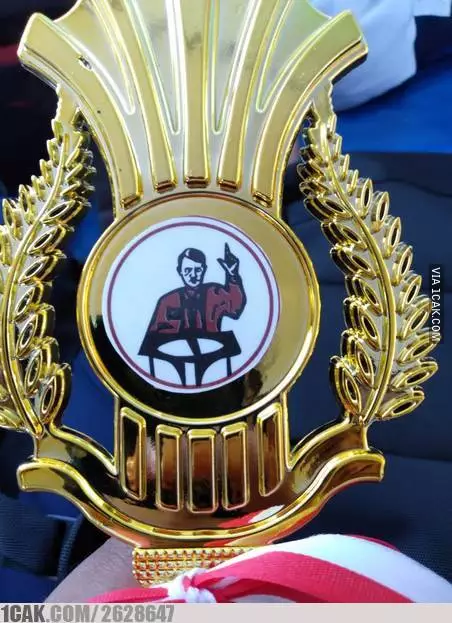 piala kejuaraan penampakannya aneh-aneh © 2021 berbagai sumber