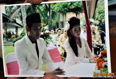 pernikahan mantan penyanyi cilik © berbagai sumber