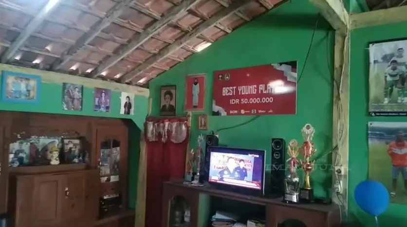 potret rumah Pratama Arhan di Blora © 2021 brilio.net YouTube