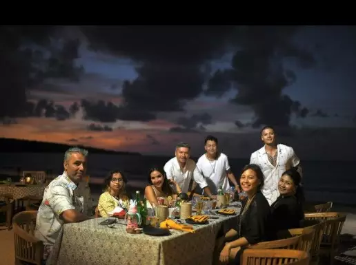 Perayaan Natal 2021 seleb © berbagai sumber Perayaan Natal 2021 seleb © berbagai sumber