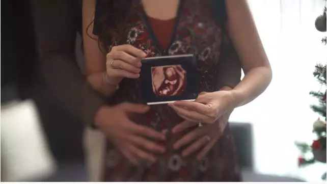 momen marcel chandrawinata umumkan kehamilan istri © berbagai sumber momen marcel chandrawinata umumkan kehamilan istri © berbagai sumber