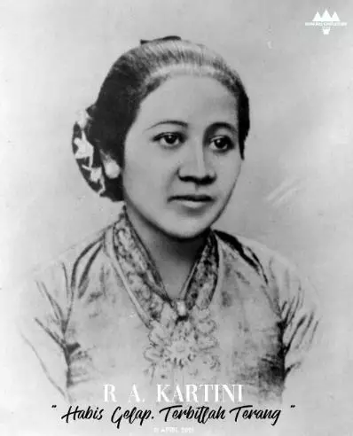 Contoh teks sejarah © berbagai sumber