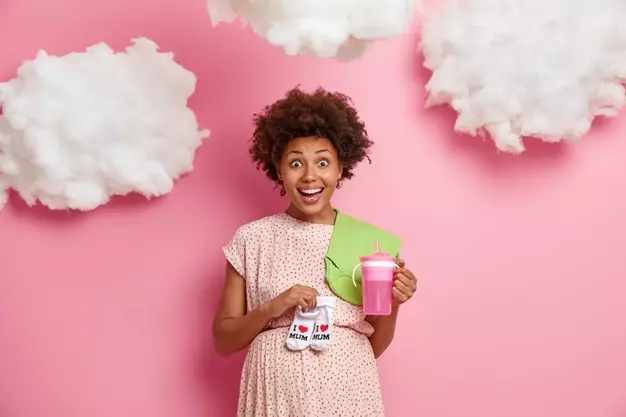 Arti mimpi melahirkan anak laki-laki © berbagai sumber