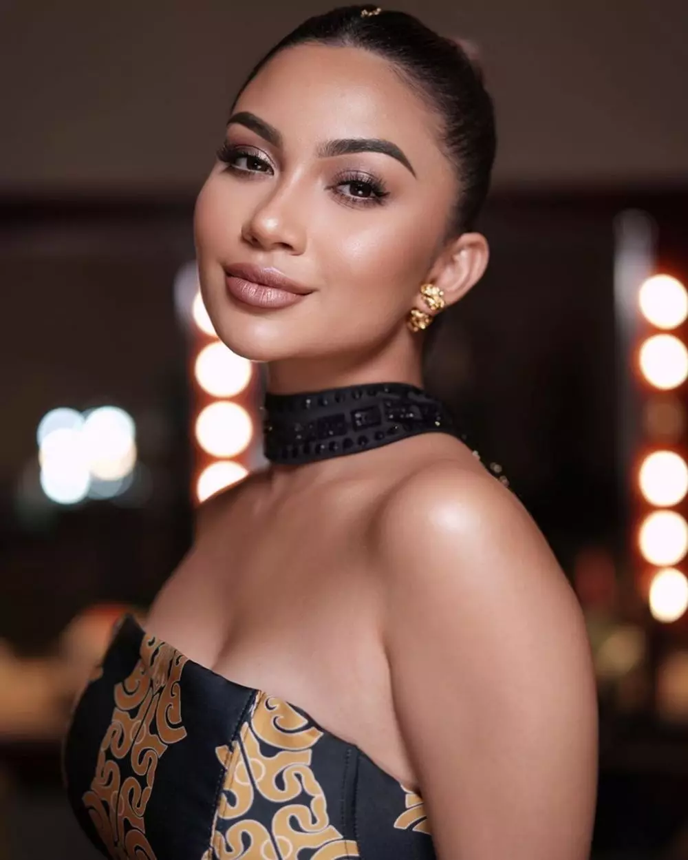 potret ariel tatum hadiri gala premier © instagram