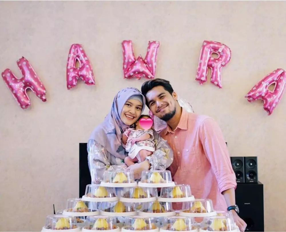 Momen akikah anak pesinetron © Instagram Momen akikah anak pesinetron © Instagram