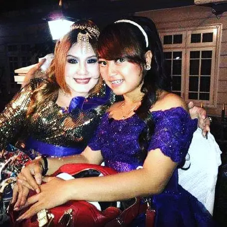 foto lawas pedangdut di orkes keliling © berbagai sumber foto lawas pedangdut di orkes keliling © berbagai sumber