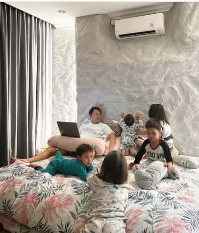 potret kamar tidur Zaskia Mecca usai renovasi Berbagai sumber  potret kamar tidur Zaskia Mecca usai renovasi Berbagai sumber