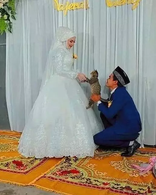 potret pengantin gagal romantis ada aja © 2021 1cak.com