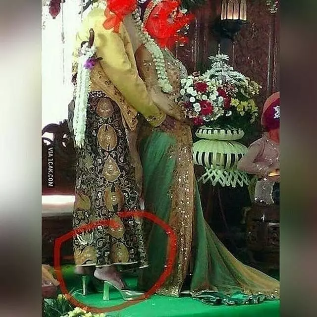 potret pengantin gagal romantis ada aja © 2021 1cak.com