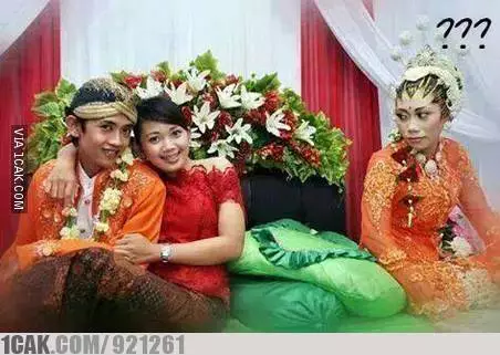 potret pengantin gagal romantis ada aja © 2021 1cak.com