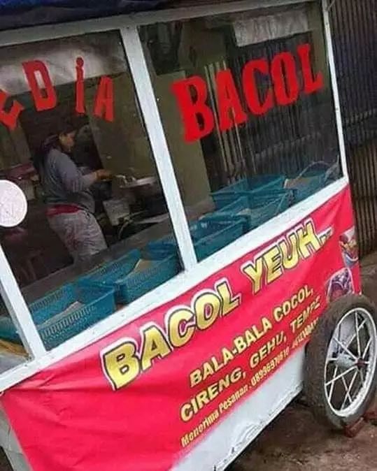 tulisan di gerobak gorengan © 2021 berbagai sumber tulisan di gerobak gorengan © 2021 berbagai sumber