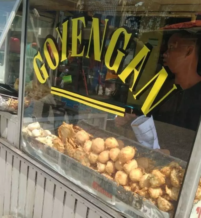 tulisan di gerobak gorengan © 2021 berbagai sumber tulisan di gerobak gorengan © 2021 berbagai sumber