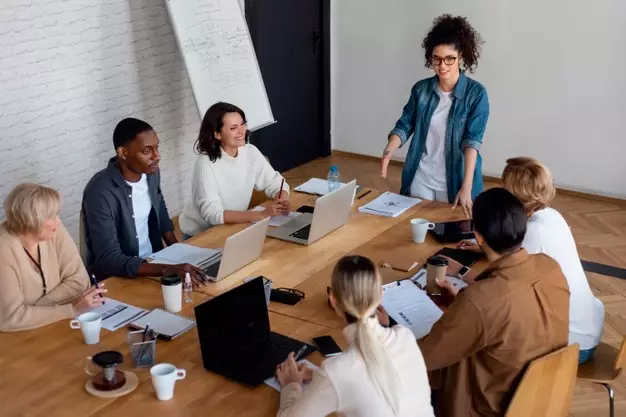 Contoh teks moderator © berbagai sumber Contoh teks moderator © berbagai sumber