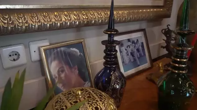 potret vila camelia malik © YouTube