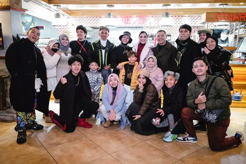 Besanan, ini 9 potret kebersamaan Ashanty dan Lenggogeni Faruk © 2021 brilio.net