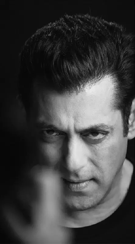 Salman Khan di bawa ke rumah sakit, diduga digigit ular Instagram/@beingsalmankhan