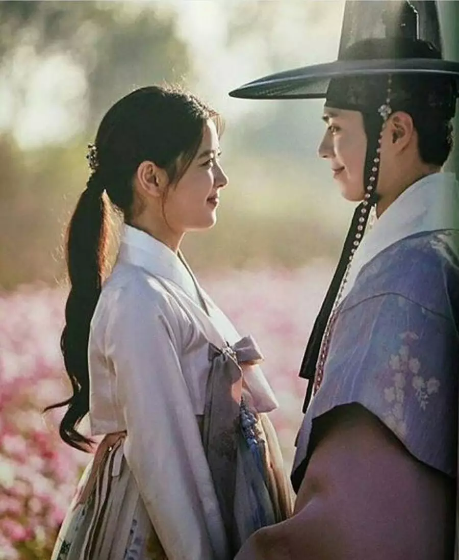 Drama Korea kerajaan romantis berbagai sumber Drama Korea kerajaan romantis berbagai sumber