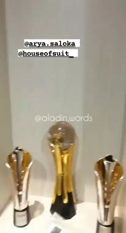 potret rak piala Arya dan Amanda  © Instagram potret rak piala Arya dan Amanda  © Instagram