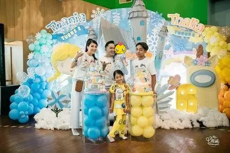 perayaan ultah anak presenter © berbagai sumber perayaan ultah anak presenter © berbagai sumber