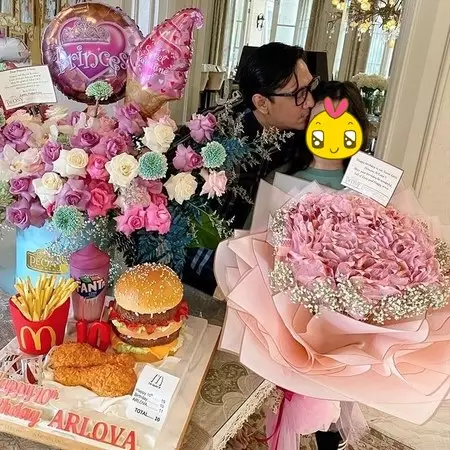 perayaan ultah anak presenter © berbagai sumber perayaan ultah anak presenter © berbagai sumber