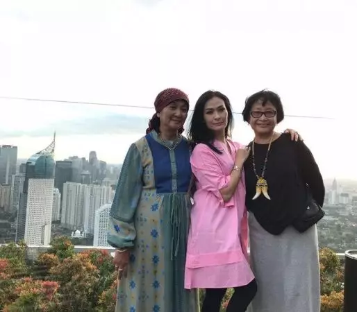 momen kebersamaan penyanyi dan ibu mertua © instagram momen kebersamaan penyanyi dan ibu mertua © instagram