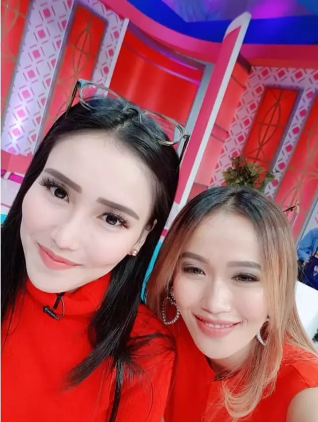 wanita cantik sering disebut mirip ayu ting ting © berbagai sumber