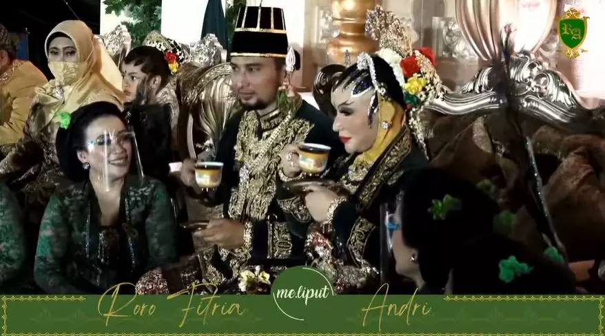pernikahan Roro Fitria © 2021 brilio.net YouTube pernikahan Roro Fitria © 2021 brilio.net YouTube