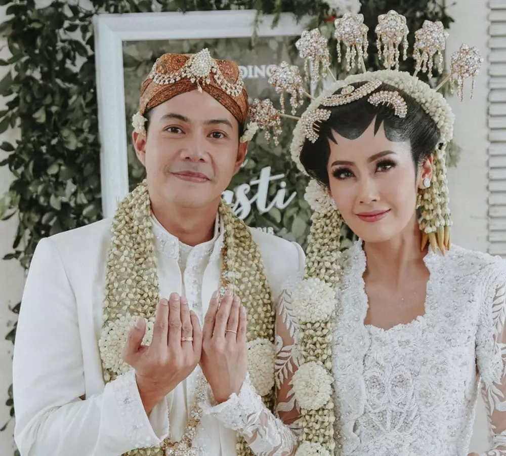 pernikahan seleb bangsawan keraton © 2021 brilio.net