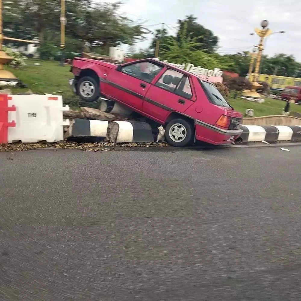 kendaraan malah salah jalur lucu © 2021 instagram.com kendaraan malah salah jalur lucu © 2021 instagram.com